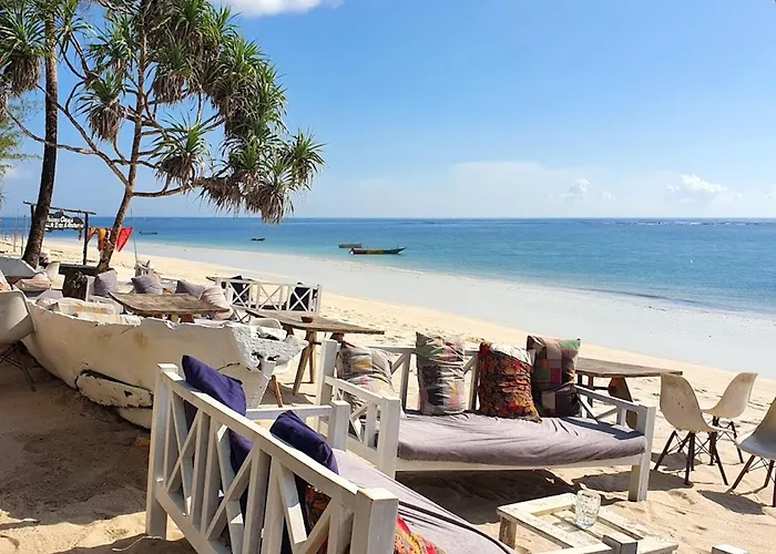 Bahari Dhow Beach Villas