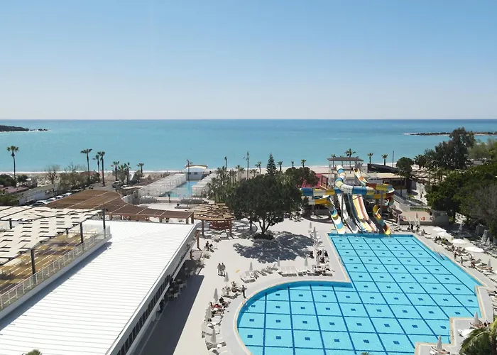 Mira Meridia Beach Resort Hotel