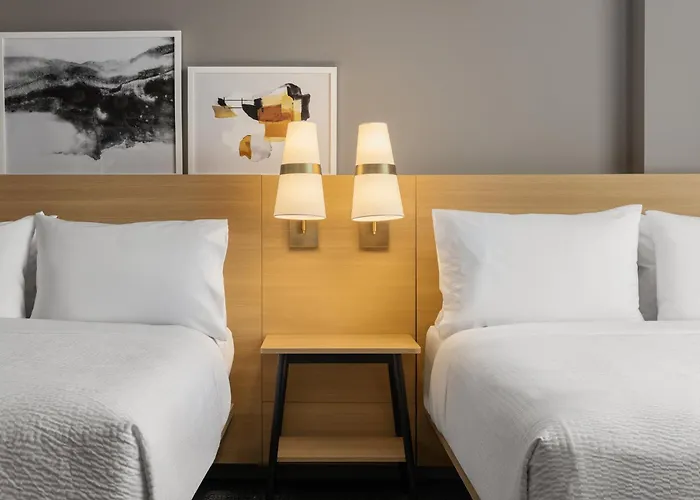 Staybridge Suites Montreal Airport - St-Laurent By Ihg