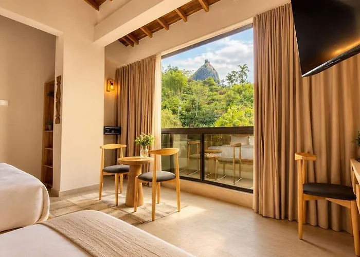 Bahia Serena Guatape
