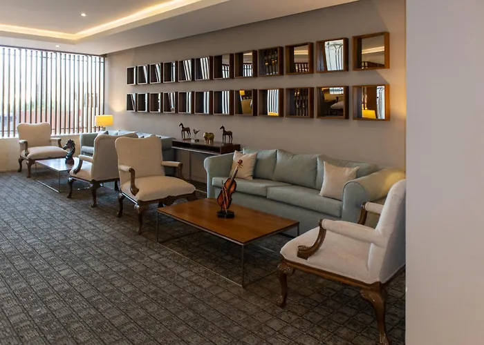 Hotel Palacio Azteca Tijuana