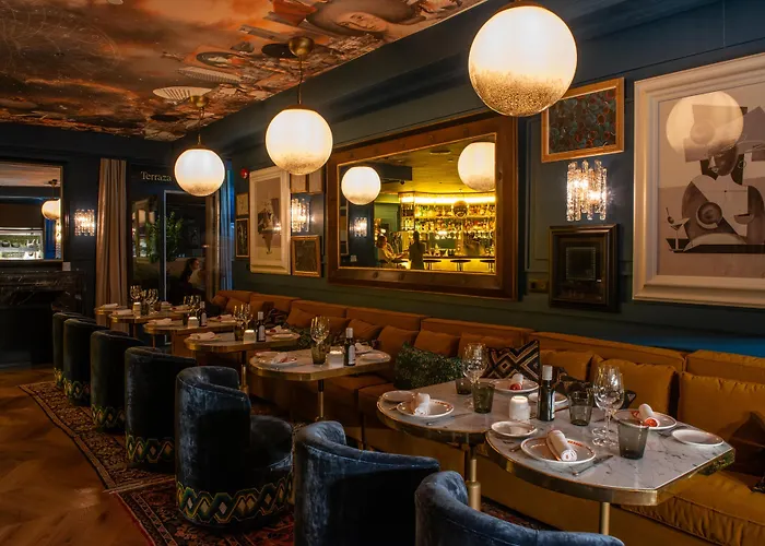 Hotel Montera Madrid, Curio Collection By Hilton