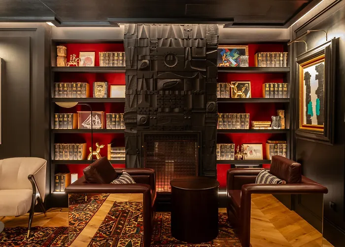 Hotel Montera Madrid, Curio Collection By Hilton