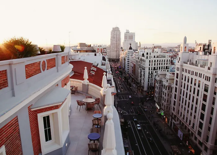 Room Mate Macarena, Gran Via