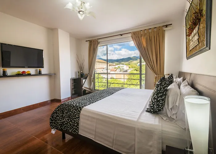 Casablanca Hotel, RestoBar, Catering, Eventos&Turismo en Garzón