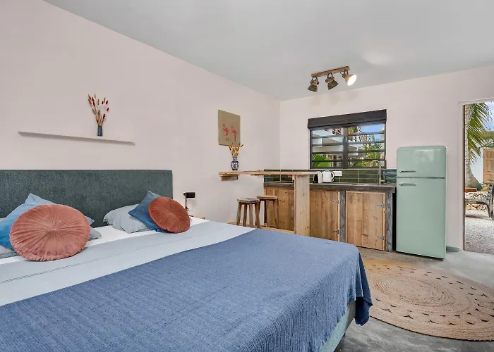 Hotels met zwembad in Kralendijk