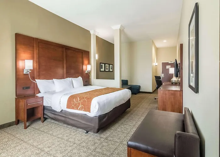 Comfort Suites Meridian And I-40
