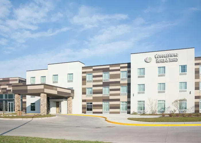 Cobblestone Hotel And Suites - Jefferson
