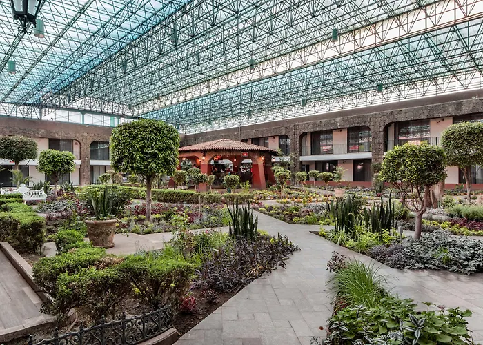 Radisson Hotel & Convention Center Toluca
