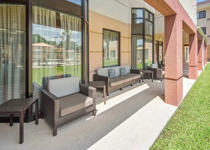 Courtyard By Marriott Bryan College Station