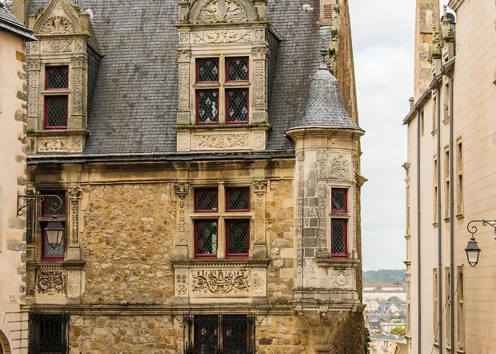 Hôtels Avec Piscine à Le Mans