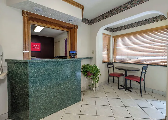 Red Roof Inn Edgewood