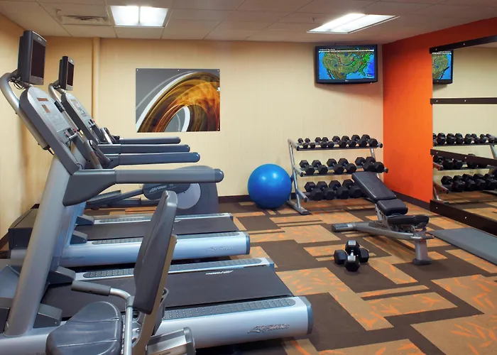 Courtyard By Marriott Rockford