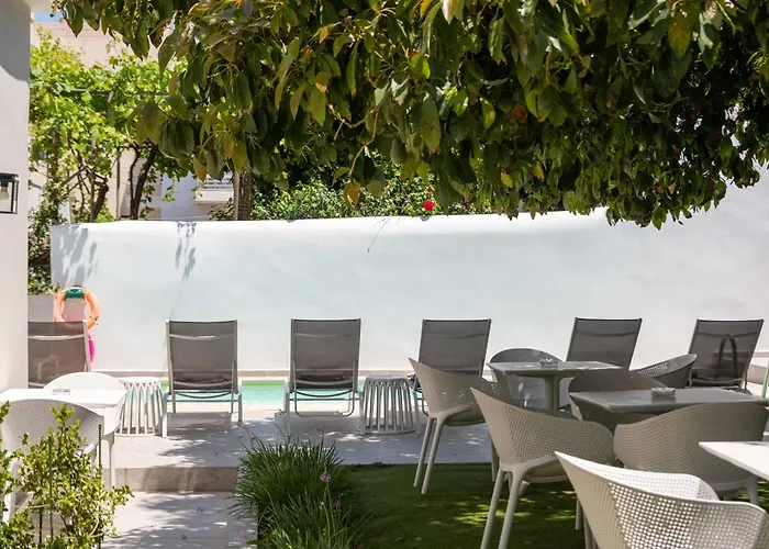 Epavli Boutique Hotel