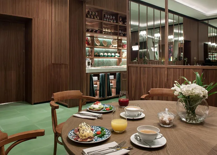 Hotel Colon Gran Melia - The Leading Hotels Of The World
