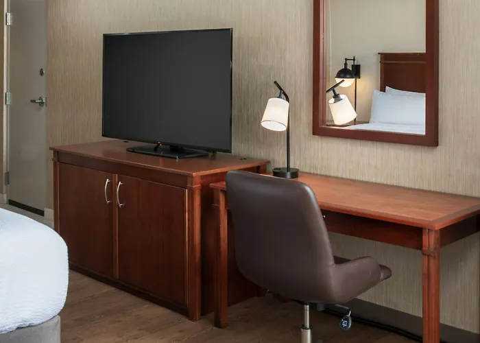 Four Points By Sheraton Bellingham Hotel & Conference Center