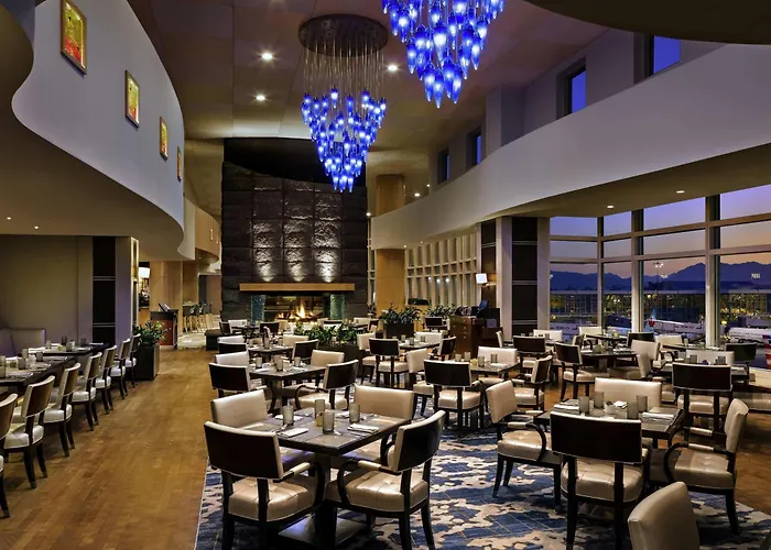 Fairmont Vancouver Airport In-Terminal Hotel