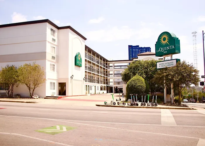 La Quinta Inn By Wyndham Capitol / Downtown