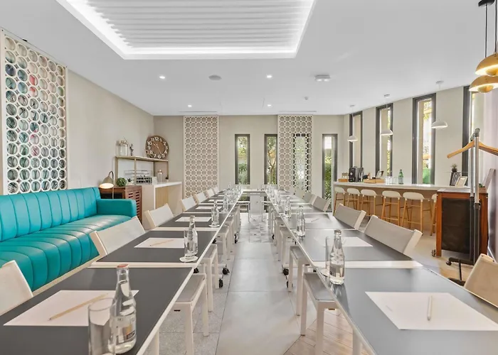 Mercure Villeneuve Loubet