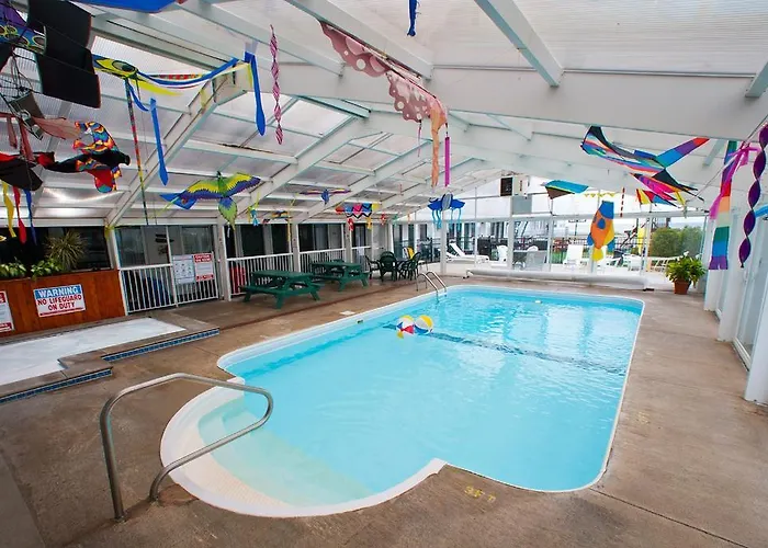 Crest Motel