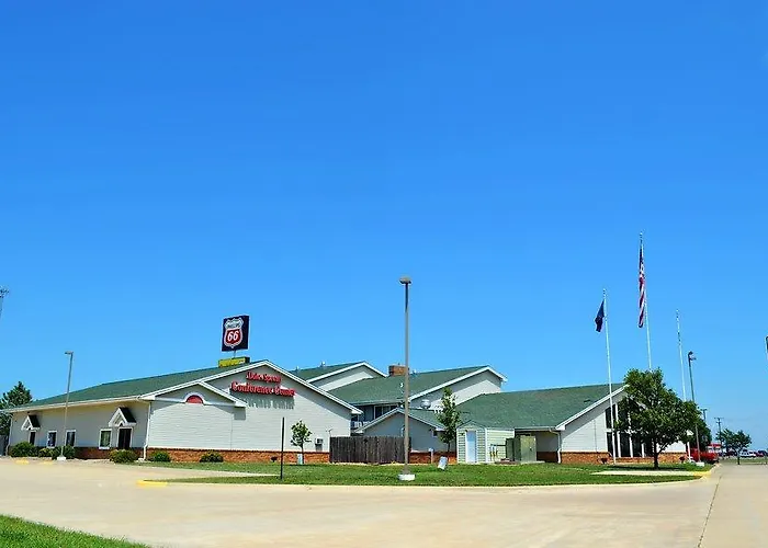 Fossil Creek Hotel & Suites