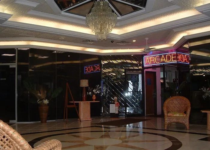 Bal Harbour Hotels