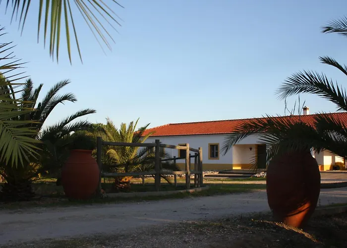 Monte Macário Alojamento Local