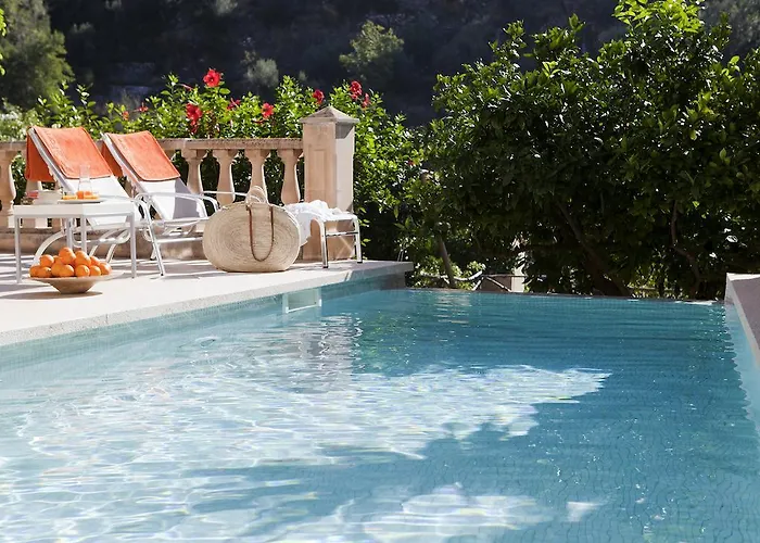 Fornalutx Petit Hotel - Bed&Breakfast
