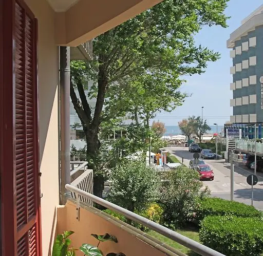 Aris Residence