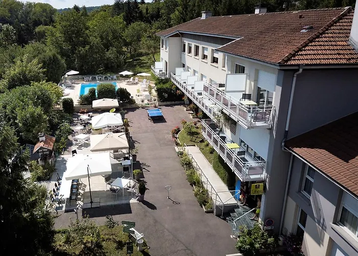 Logis Hotel Maison Carrée Restaurant O Carré dArt Méréville