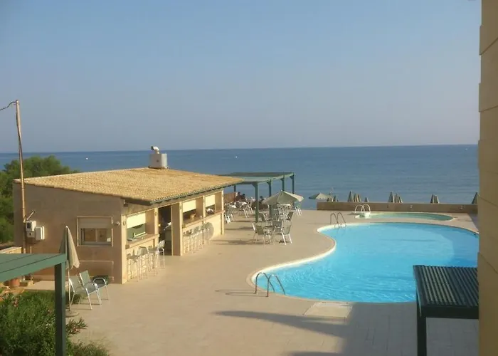 Lissos Beach