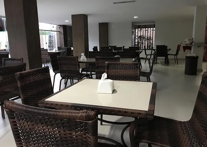 Hotel Amendoeiras Prado