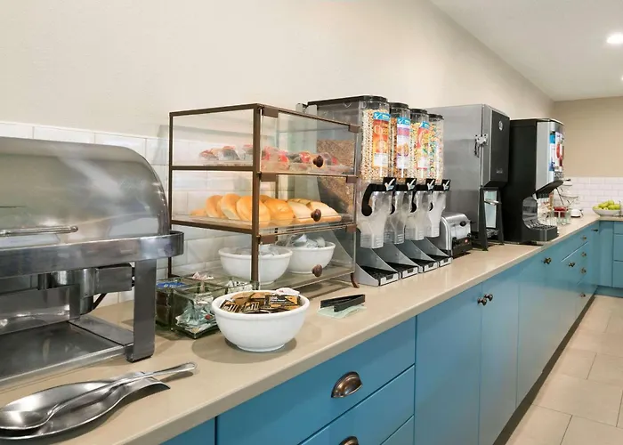 Country Inn & Suites By Radisson, Platteville, Wi