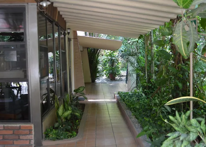 Hotel La Hacienda