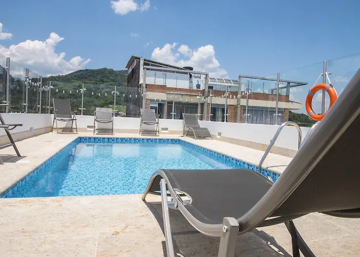 Hotel Grand H&R
