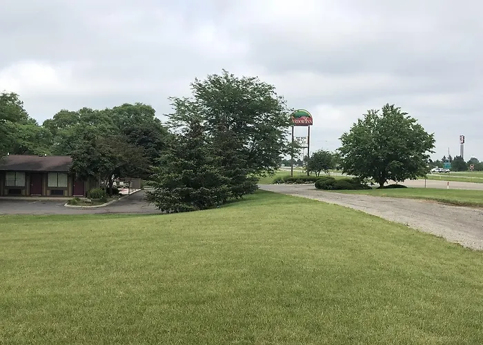 Arbor Inn Of Historic Marshall