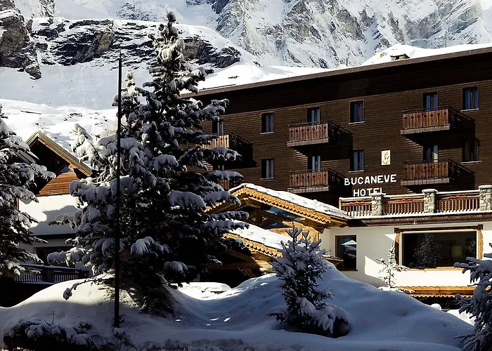 Hotel con piscina a Breuil-Cervinia