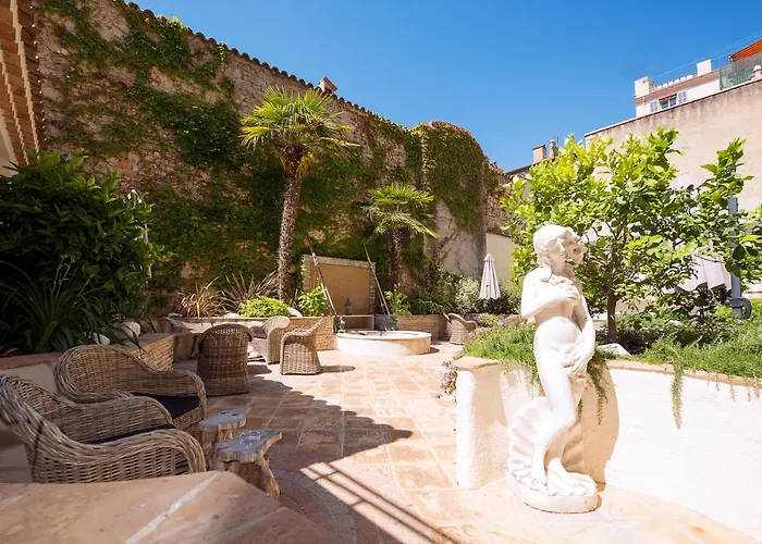 Best Western Premier Le Patio des Artistes Wellness Jacuzzi