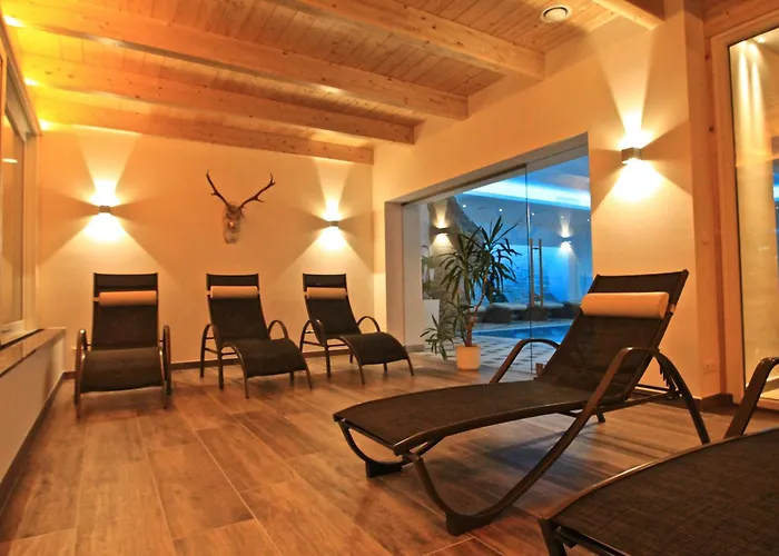 Alpenhotel Weiherbach Berchtesgaden Hallenbad und Sauna