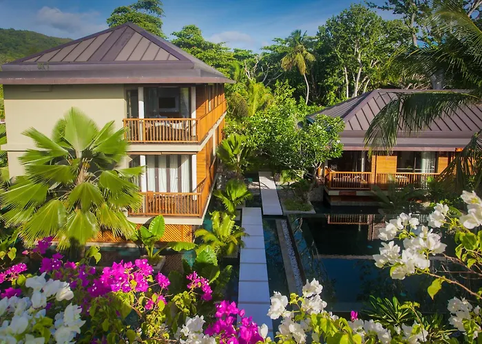 Dhevatara Beach Hotel