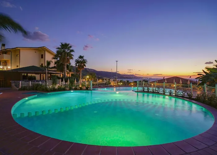 Hotel Scoglio Del Leone Zambrone