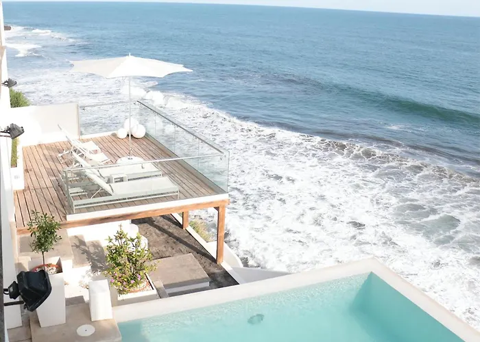 B Boutique Hotel