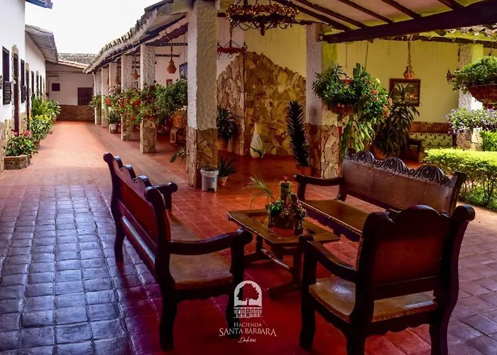 Hotel Hacienda Santa Barbara