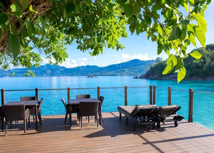 Anse Soleil Beachcomber Hotel&Self Catering