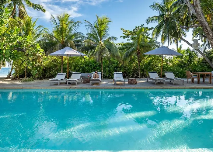 Bliss Praslin