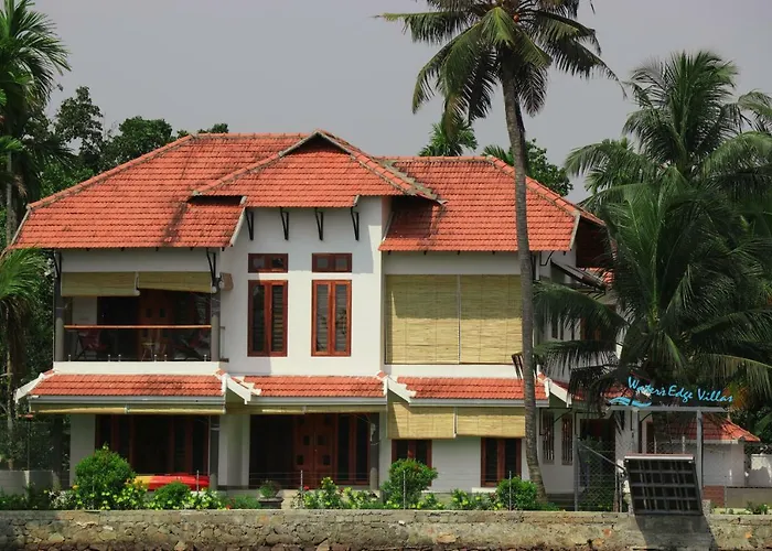 Water'S Edge Villas
