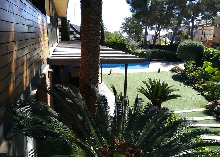 Villa Del Bosque