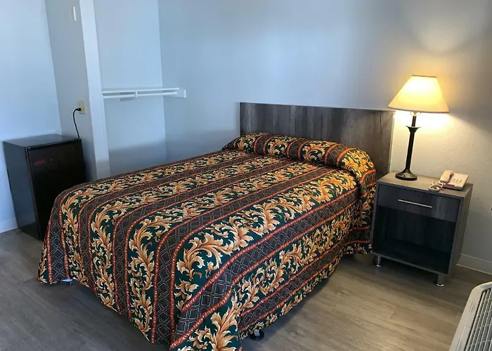 Ez 8 Motel Old Town