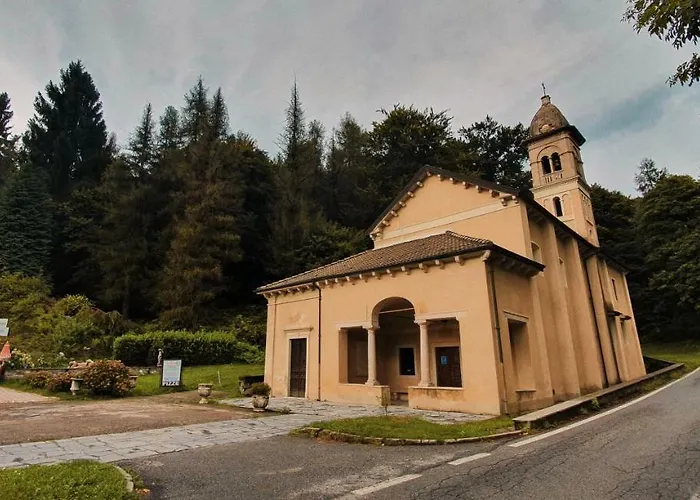Hotel Madonna di Luciago