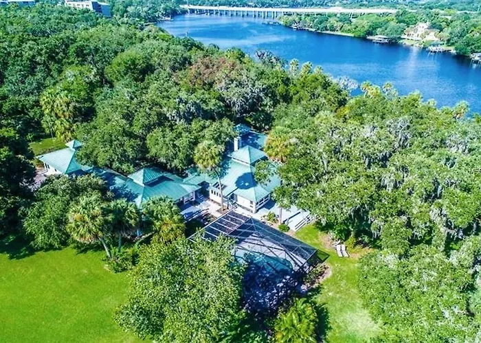 Riverbend Retreat Fla
